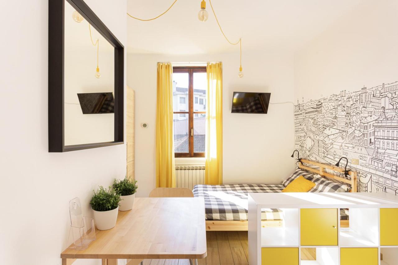 A Yellow Touch - Modern Studio In Isola Milano Exterior foto